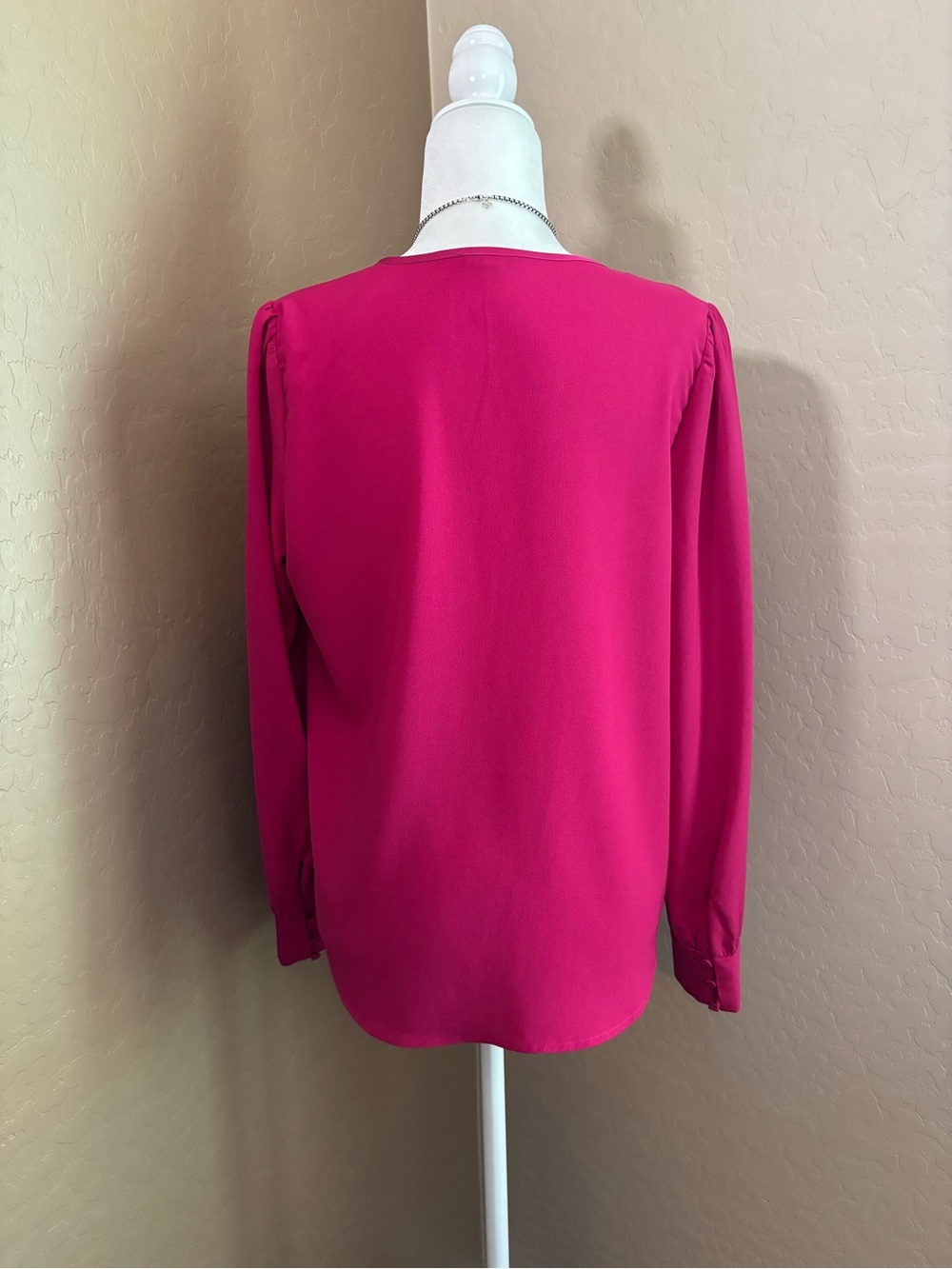 J. CREW 💕 V-Neck Ruffle Blouse - Picture 7 of 14